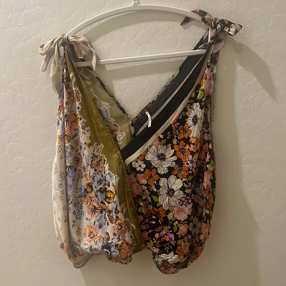 Free people top - Picture 1 of 4